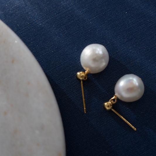 Pendulum Pearls Drop Earrings